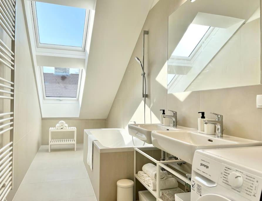 Orestaliving - Penthouse In 1020 Viena Exterior foto